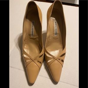 Nude Manolo Blahnik heels